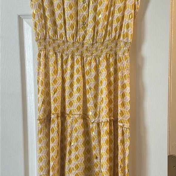 Yellow Geometric Midi Dress - Picture 3 of 4